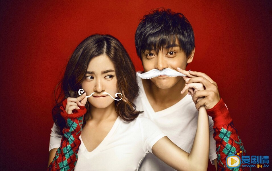 李晟有男友嗎？李晟男友是誰？李晟老公是誰？李晟和男友李佳航親密照