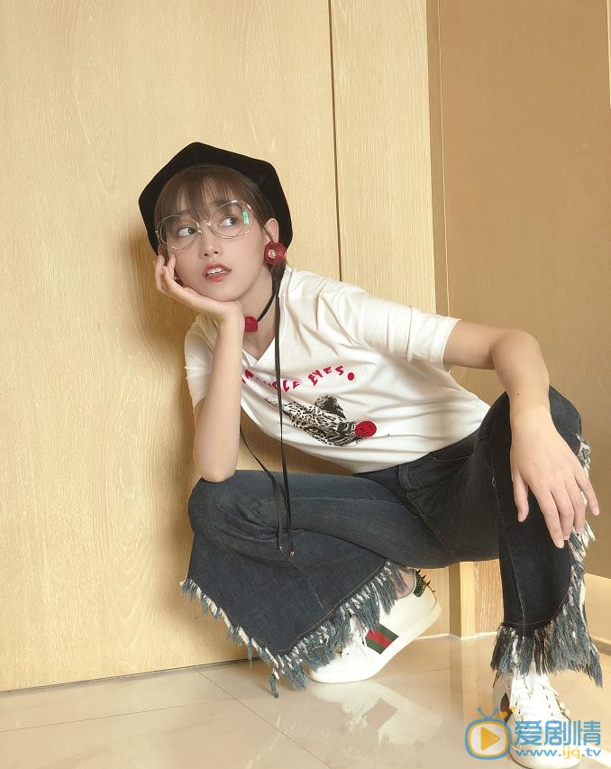 幸福一家人李月月是誰演的?李月月扮演者洪佳寧個人資料、寫真及生活照欣賞