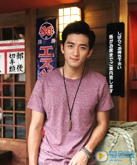 鍾政均個人資料簡介 鍾政均背景資料 鍾政均帥氣圖片