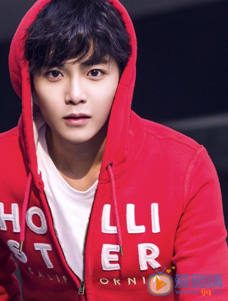 推理筆記米卡卡是誰演的?推理筆記米卡卡扮演者侯明昊個人資料、寫真及生活照欣賞