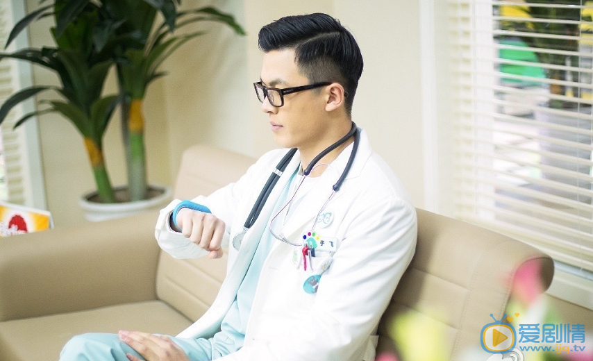 王煜《麻辣變形計》飾演于飛劇照王煜個人資料簡介