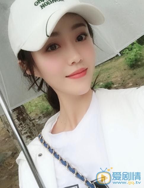 路從今夜白小蟲是誰演的？路從今夜白小蟲扮演者汪諾喬個人資料、寫真及生活照欣賞