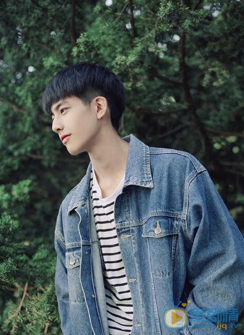 鳳囚凰容止是誰演的？鳳囚凰容止扮演者宋威龍個人資料、寫真及生活照欣賞