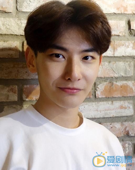 雙世寵妃墨奕懷是誰？雙世寵妃墨奕懷扮演者王瑞昌個人資料、寫真及生活照欣賞