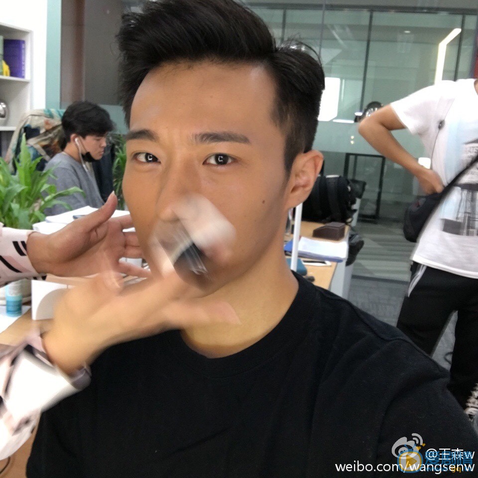 外科風雲揚子軒扮演者王森寫真生活照欣賞