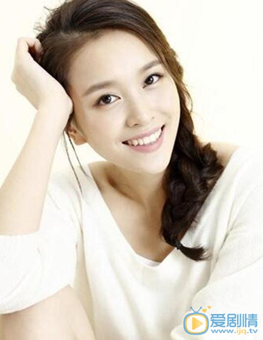 求婚大作戰李紫瑤是誰扮演的？李紫瑤扮演者楊雪兒個人資料、寫真及生活照欣賞