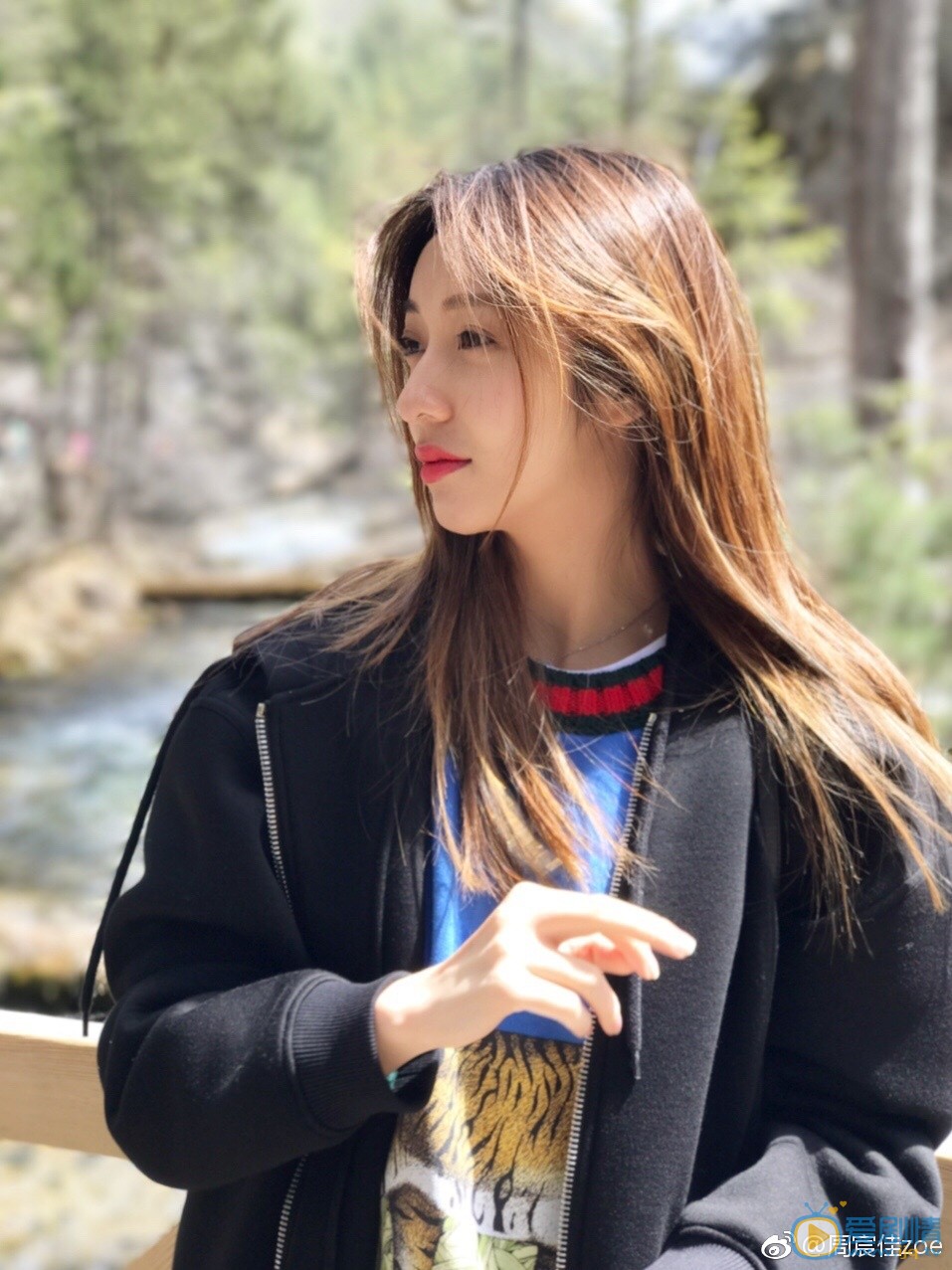 好久不見中白雪是誰扮演的？白雪扮演著周宸佳個人資料、寫真生活照