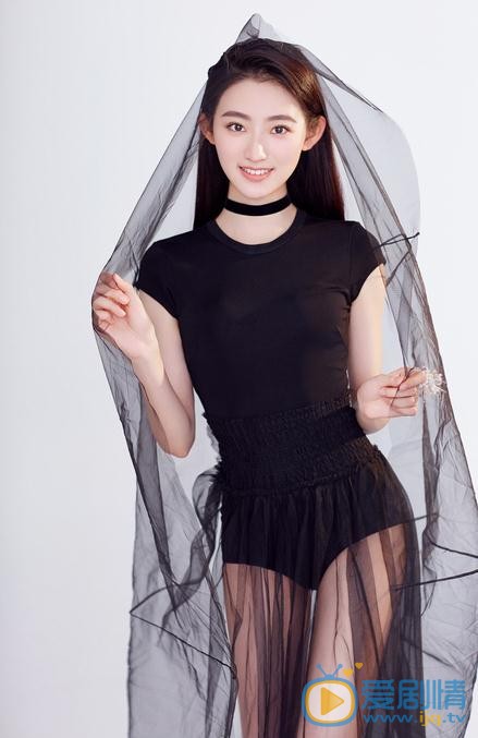 楊雨潼個人資料簡介 楊雨潼寫真