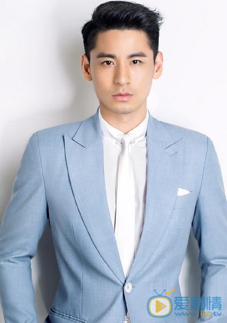 親愛的她們景灝是誰演的？景灝扮演者錢泳辰個人資料、寫真及生活照欣賞