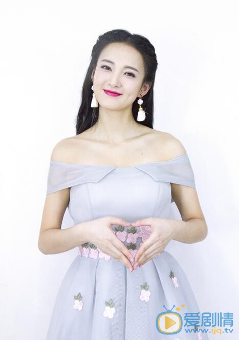 奇葩大會美女吳丹尼是誰？美女吳丹尼個人資料介紹