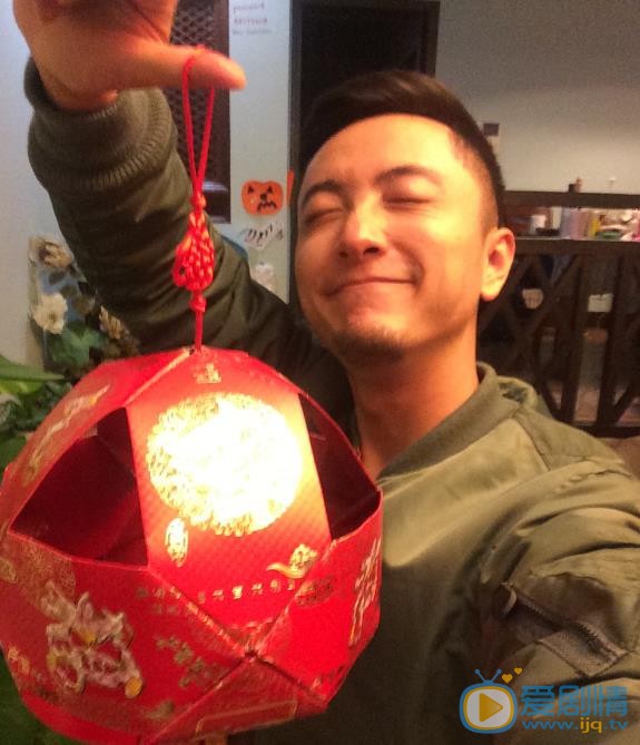 警犬來啦梁粵扮演者賈景暉個人資料、寫真生活照