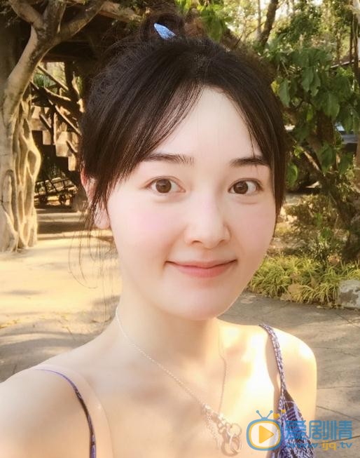 美味奇緣李雨曦是誰演的？李雨曦扮演者盛朗熙個人資料、寫真及生活照欣賞