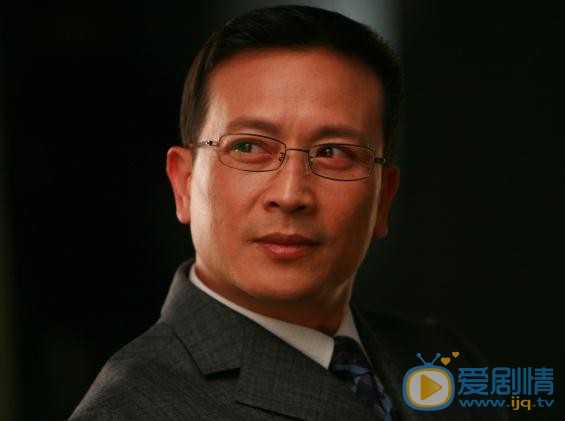 醉玲瓏莫不平是誰扮演的？莫不平扮演者張弓個人資料、寫真及生活照欣賞