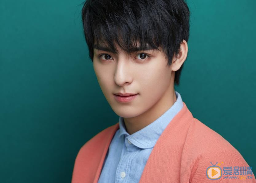 沙海蘇萬是誰扮演的？沙海蘇萬扮演者王皓軒個人資料及寫真生活照