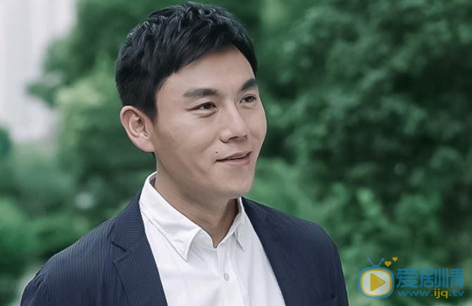 江河水江河和丁薇薇是什麼關係？江河和丁薇薇為什麼離婚？