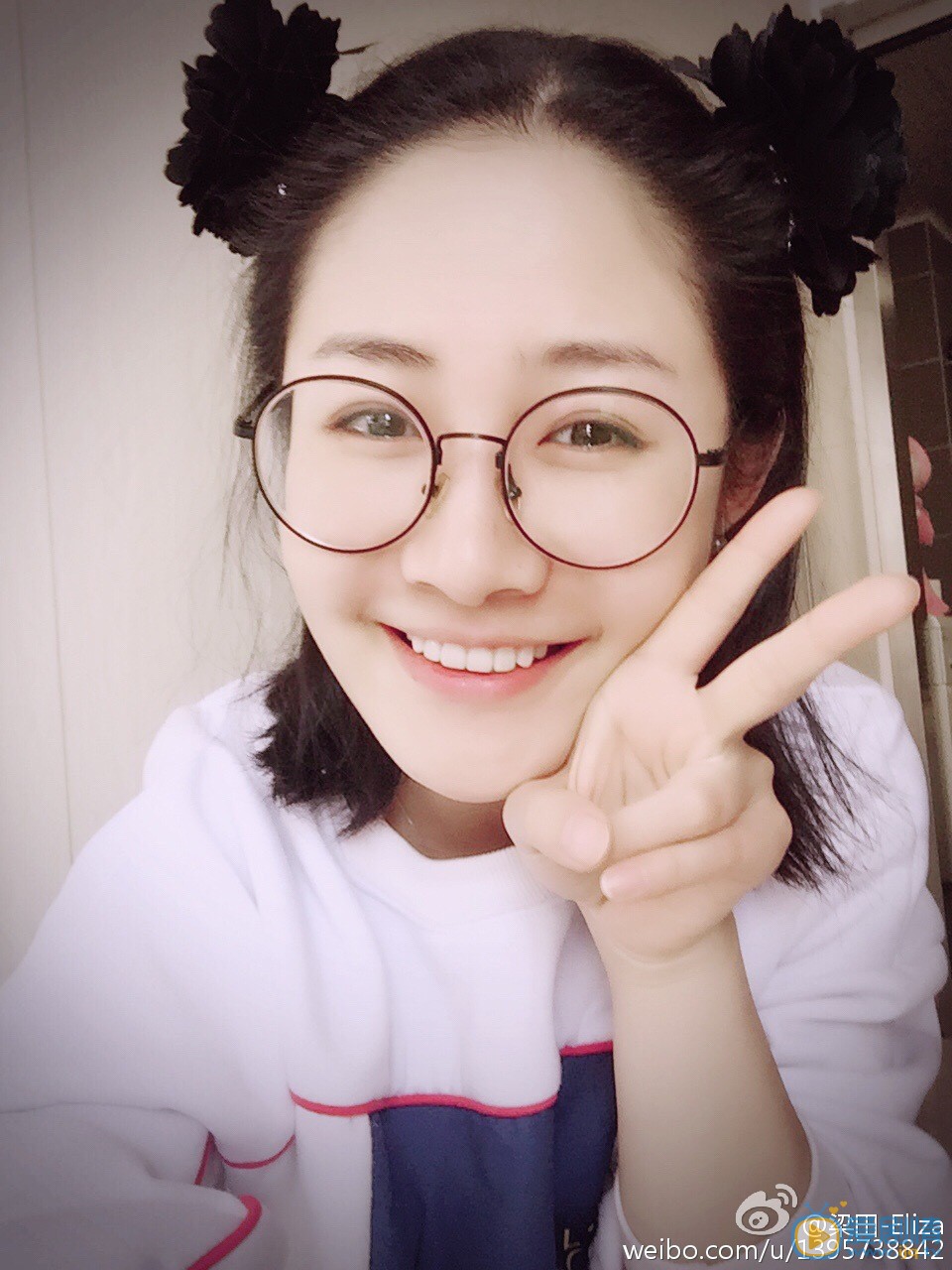 思美人昭碧霞扮演者梁田寫真生活照欣賞