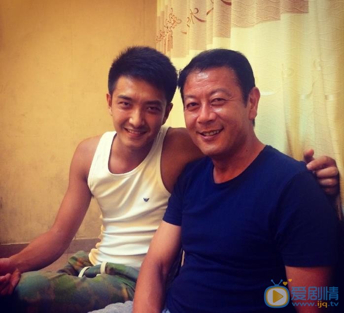 急診科醫生海洋扮演者啟傑個人資料、寫真生活照