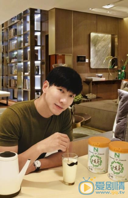 鳴鴻傳沈十五是誰演的？沈十五扮演者張亮個人資料、寫真及生活照欣賞