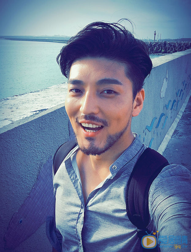  那片星空那片海周不聞是誰演的？周不聞扮演者隋詠良個人資料生活照欣賞