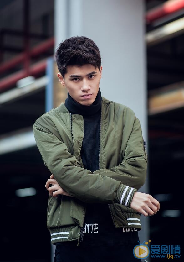 趙子默個人資料簡介  趙子默個人經歷及家庭背景介紹 趙子默寫真圖片照