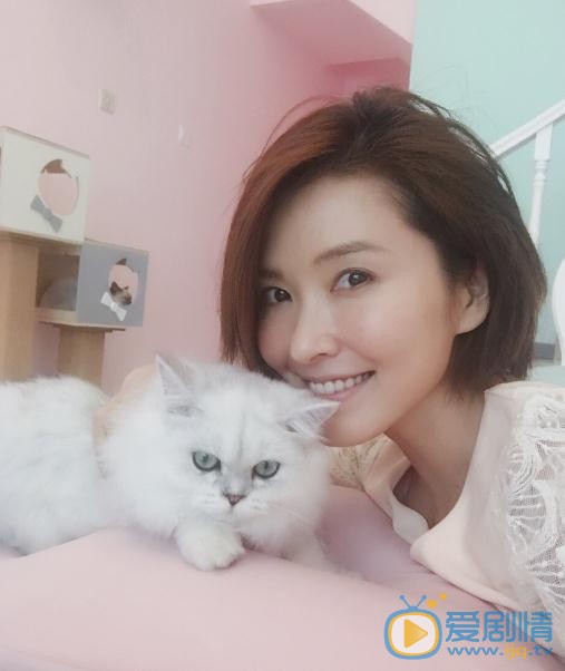 生逢燦爛的日子葉琪是誰演的？葉琪扮演者徐潔兒個人資料、寫真及生活照欣賞