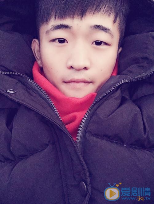 生於70年代王小兵是誰演的？王小兵扮演者姜寒個人資料、寫真及生活照欣賞