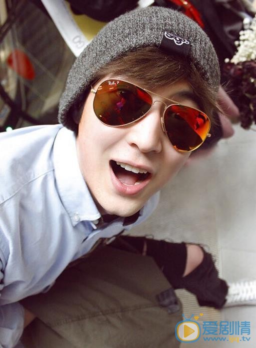 特勤精英張好奇扮演者丁野個人資料、寫真生活照欣賞