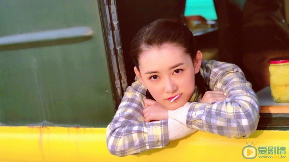 天坑鷹獵小紅果是誰演的？小紅果扮演者蔣依依個人資料、寫真及生活照欣賞