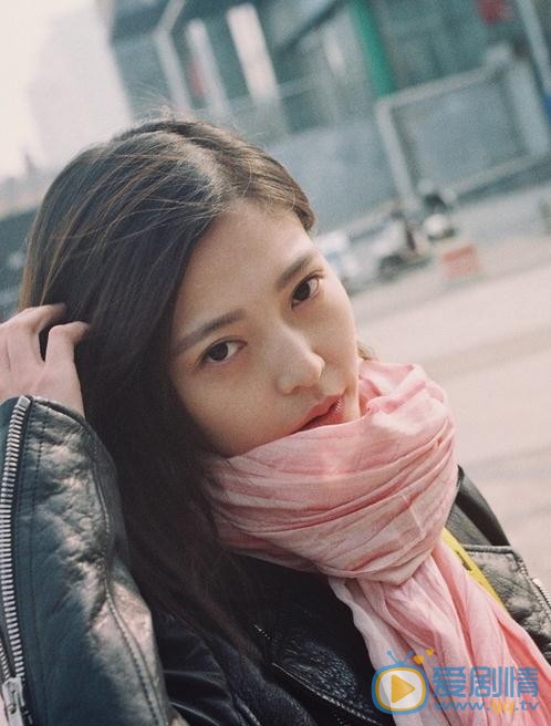 老男孩費文麗是誰演的？費文麗扮演者王妍之個人資料、寫真及生活照欣賞