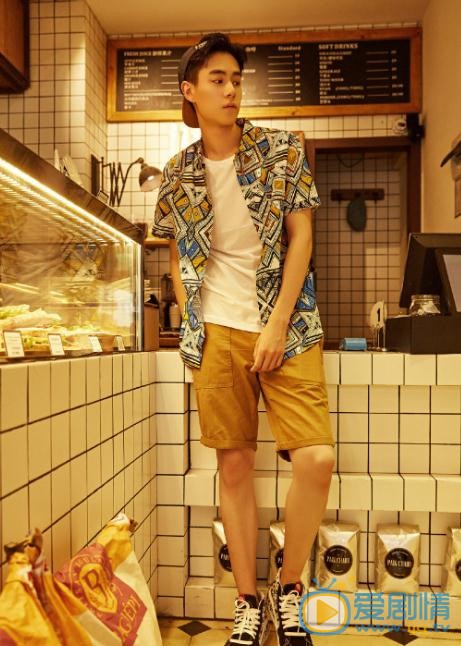 致我們單純的小美好江辰是誰演的？江辰扮演者胡一天個人資料、寫真及生活照欣賞