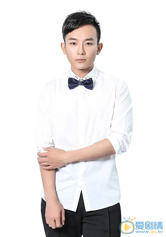 王永峰個人資料簡介 王永峰個人經歷及家庭背景介紹王永峰寫真圖片照