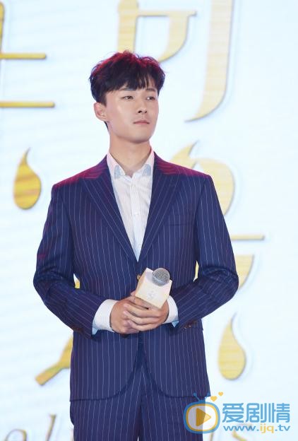 美味奇緣今晚開播 兩對CP發布會現場還原劇中經典