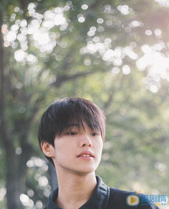 施展個人資料簡介 施展寫真