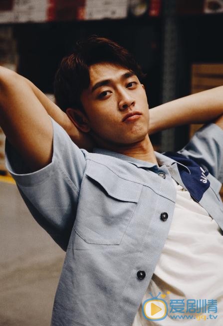 歸去來成然是誰演的?成然扮演者王天辰個人資料、寫真及生活照欣賞