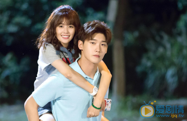 世界欠我一個初戀夏柯喜歡誰？最後的和誰在一起？