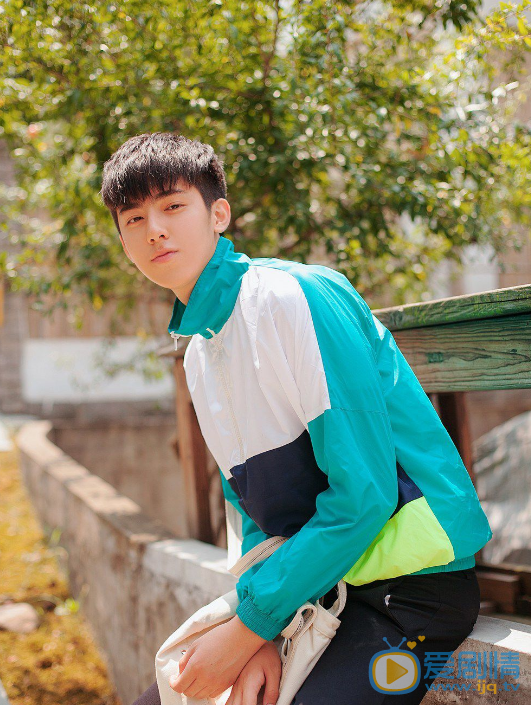 蔡堯個人資料簡介 蔡堯早年經歷 蔡堯帥氣寫真