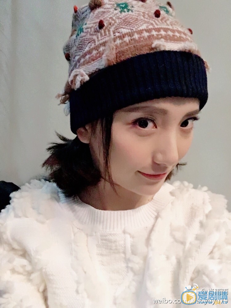 職場是個技術活沈志澤女友小雨扮演者肖雨雨照片欣賞