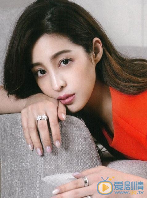 一路繁花相送紀若櫟是誰扮演的？紀若櫟扮演者莫允雯個人資料、寫真及生活照欣賞