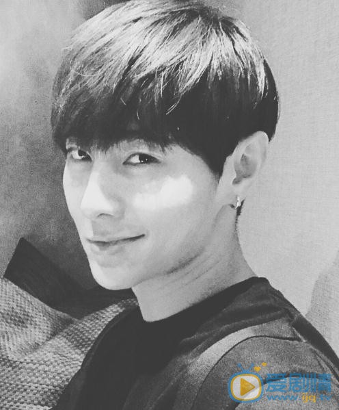 繭鎮奇緣夏冰是誰演的?繭鎮奇緣夏冰扮演者李昕亮個人資料、寫真及生活照欣賞