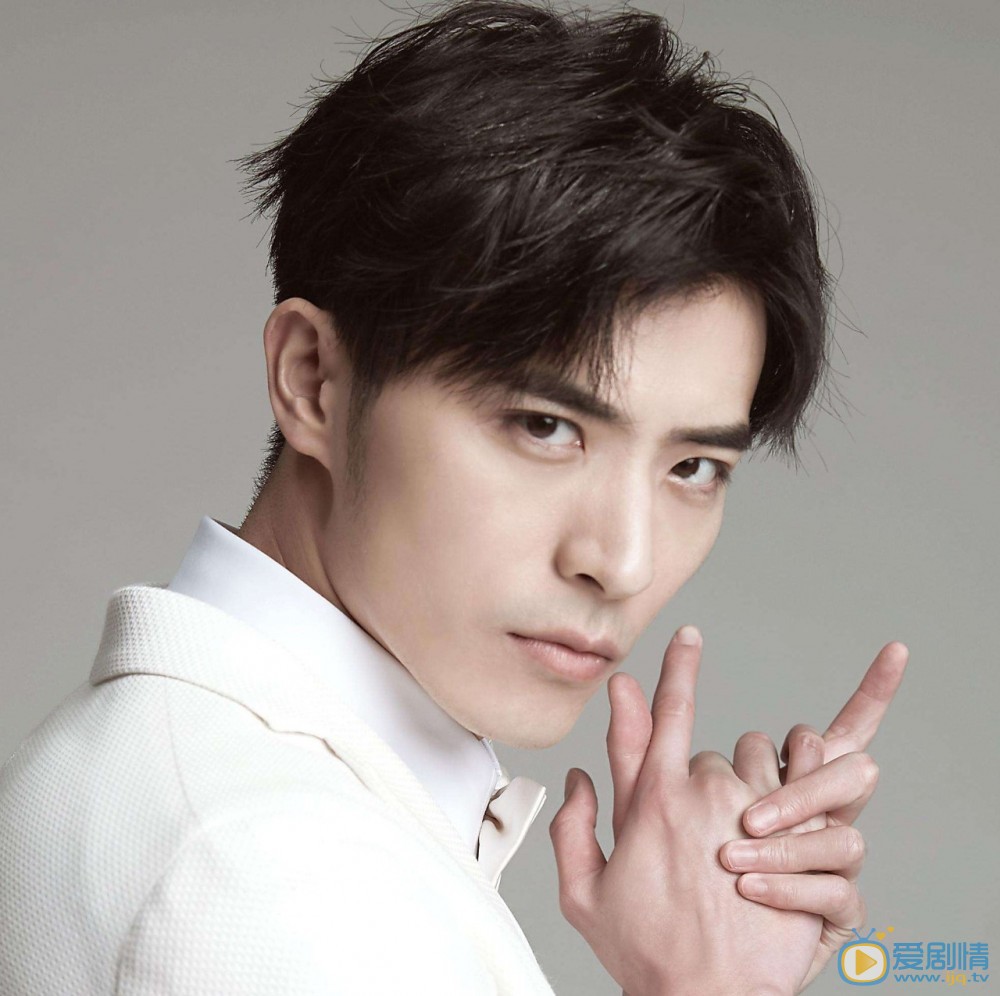 熱搜女王百里嵐是由誰飾演的？劇中的他是一個怎樣的人？