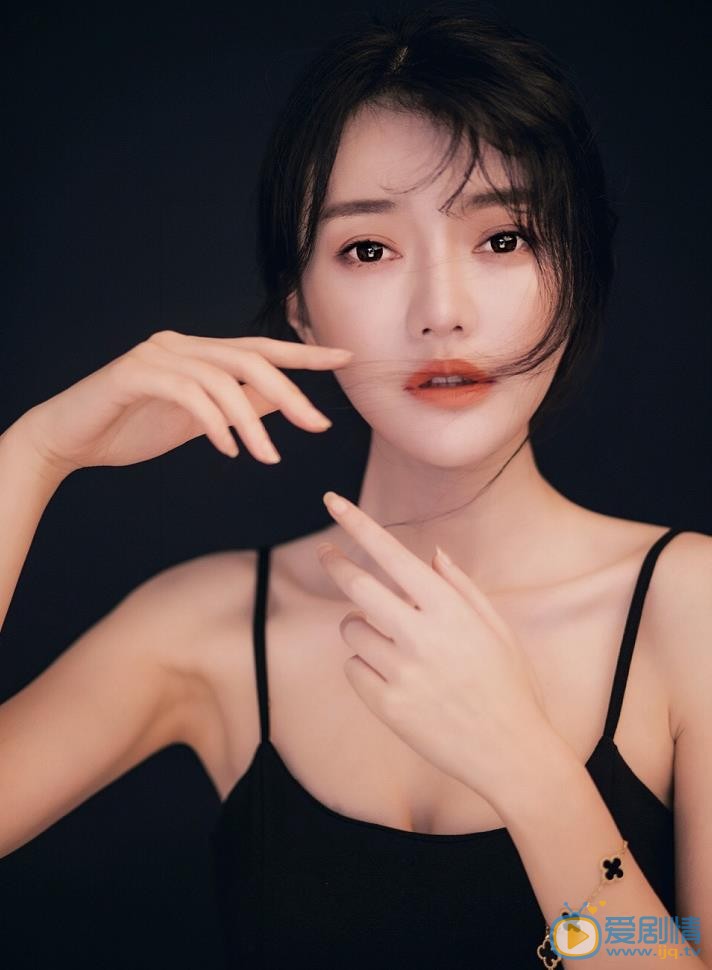 幸福一家人余可可是誰演的?余可可扮演者劉欣然個人資料、寫真及生活照欣賞