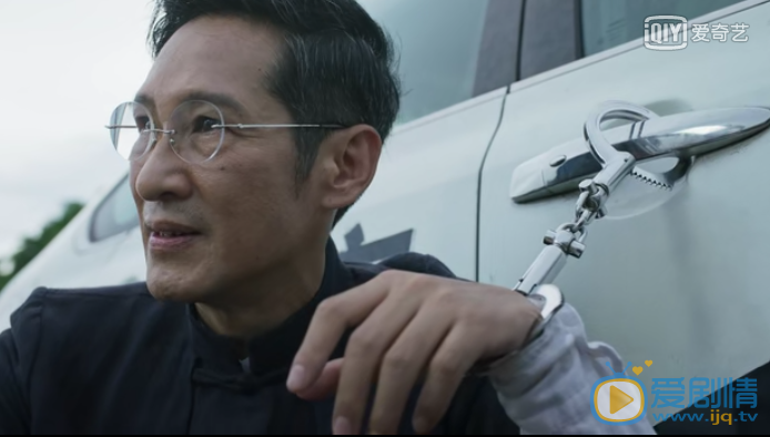 破冰行動林耀東為什麼寧願死也不想被警察抓住？他在害怕什麼？