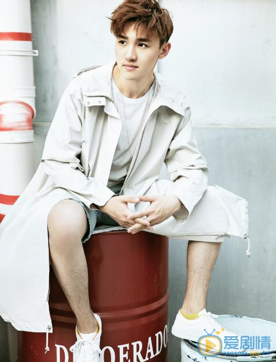 苗夕倫個人資料簡介 苗夕倫寫真照