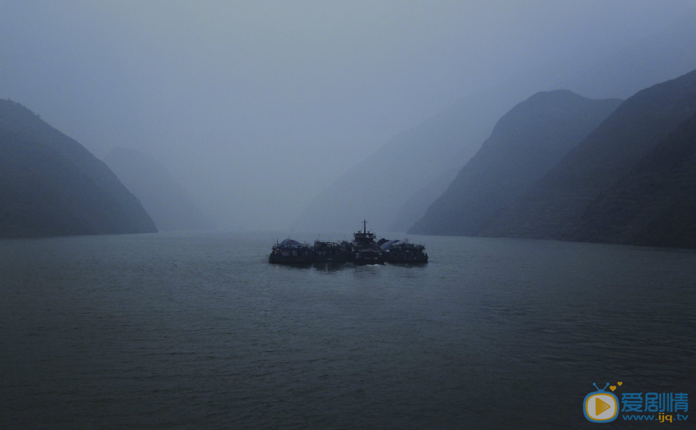 電影長江圖預告片中的背景音樂是什麼?