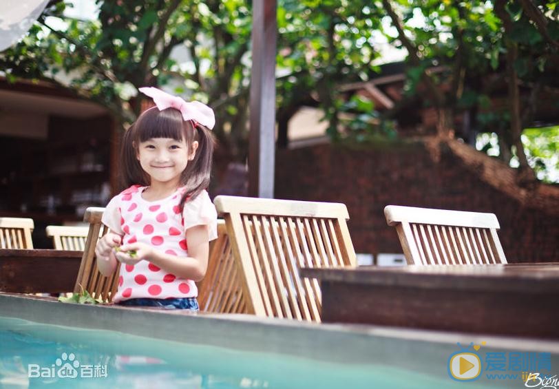 檸檬初上妙妙扮演者謝語恩寫真及生活照欣賞