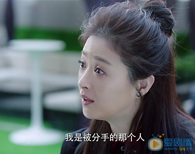 凡人的品格何時和暢歌認識嗎？何時和暢歌是什麼關係？