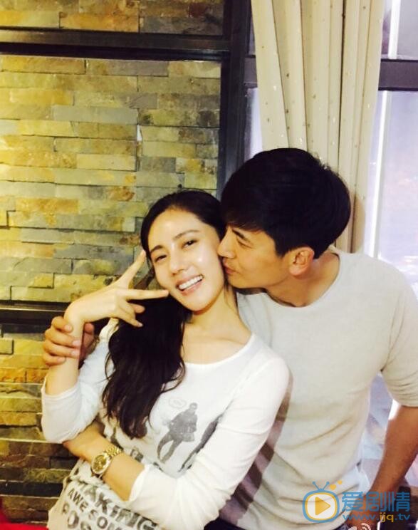 於曉光秋瓷炫參加韓綜藝首次公開新婚生活  結婚證求婚細節曝光