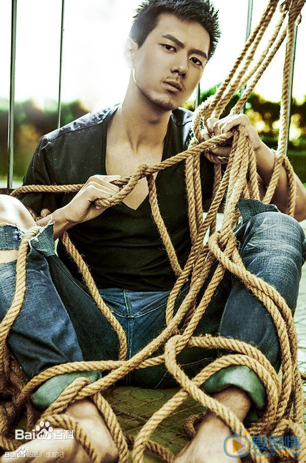 河神郭得友飾演者李現個人資料、寫真、生活照賞析