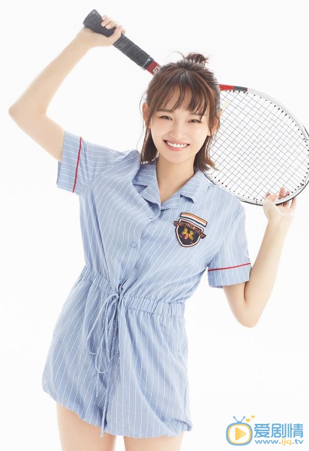 愛情進化論賈小美是誰飾演的？賈小美扮演者梁寶羚個人資料、寫真及生活照欣賞