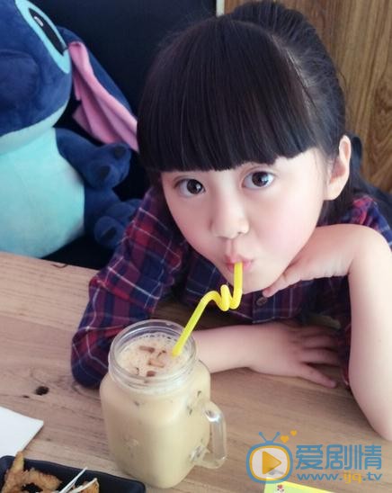 因為遇見你金依蓓是誰扮演的？金依蓓扮演者王芷璇個人資料介紹